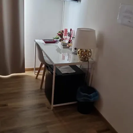 بيت ضيافة Stradivarious فلورنس